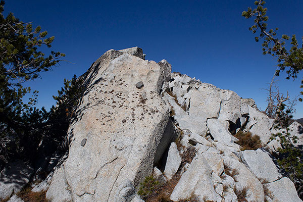 This rocky point to to the west seemed the highest point so I visited it first