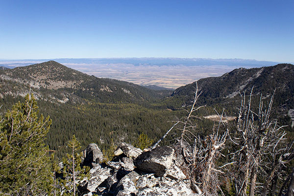 Looking west towards the Baker Valley and the distant Wallowa Mountains